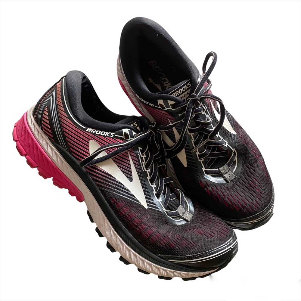 Women’s Brooks Ghost 10 Running Shoes Size 9